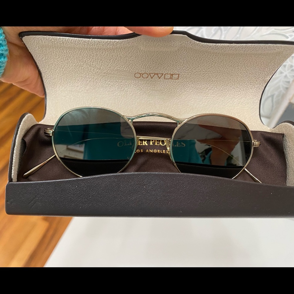 Selling Oliver Peoples Mehrie Sunglasses